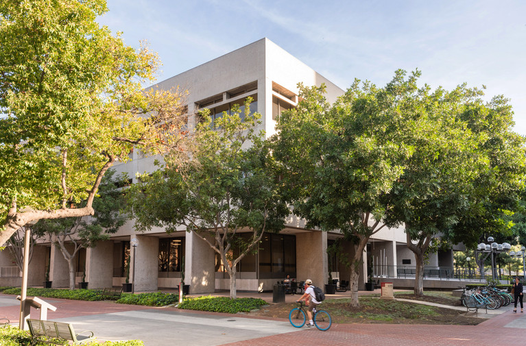 University of Southern California Rolls Out Accelerated JD/MBA Program