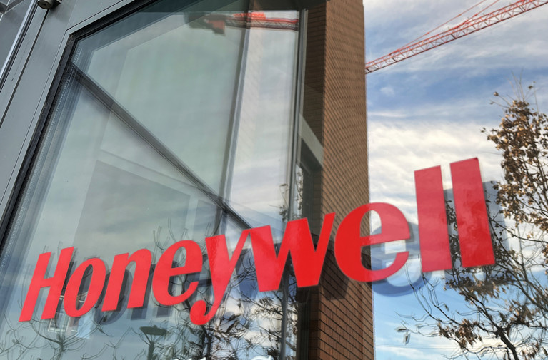 Ex-Honeywell Asia-Pacific GC Sues, Says Firm Wrongly Applied China's Mandatory Retirement Age of 55 to Her