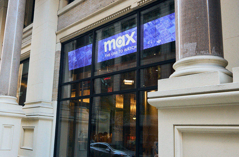 Warner Bros: Paramount's Mysterious Middle East Financiers and Their Big Law Advisers