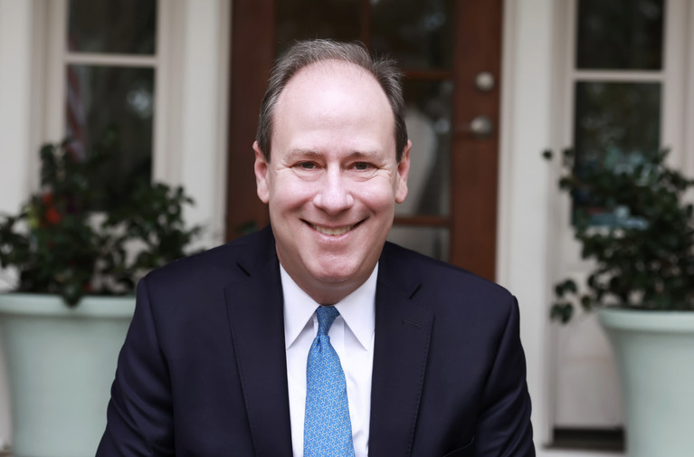 Florida Judge Recommends Light Punishment for DeSantis Critic in Disciplinary Action