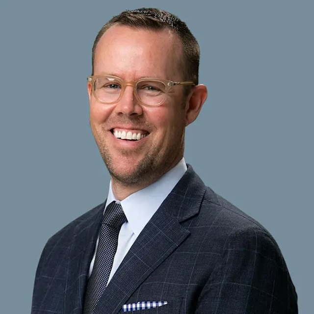 Why a Top CBRE Retail Broker Walked Away From Commissions to Own the Real Estate